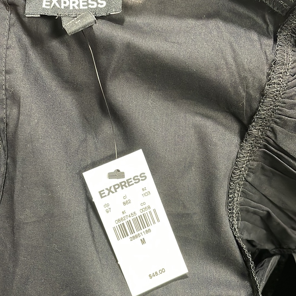 Express Black Ruffle Top. Size M - Picture 8 of 9